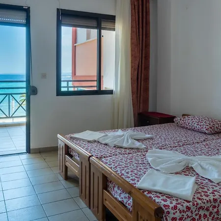 Rodi Apart-hotel Polychrono