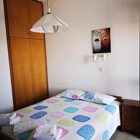 Rodi Apart-hotel Polychrono