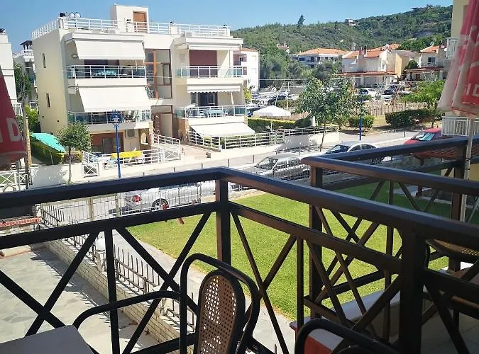 Ξενοδοχείο με διαμερίσματα Rodi Πολύχρονο
