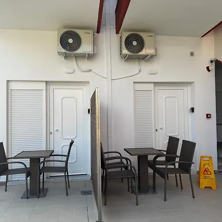 Rodi 3* بوليخرونو